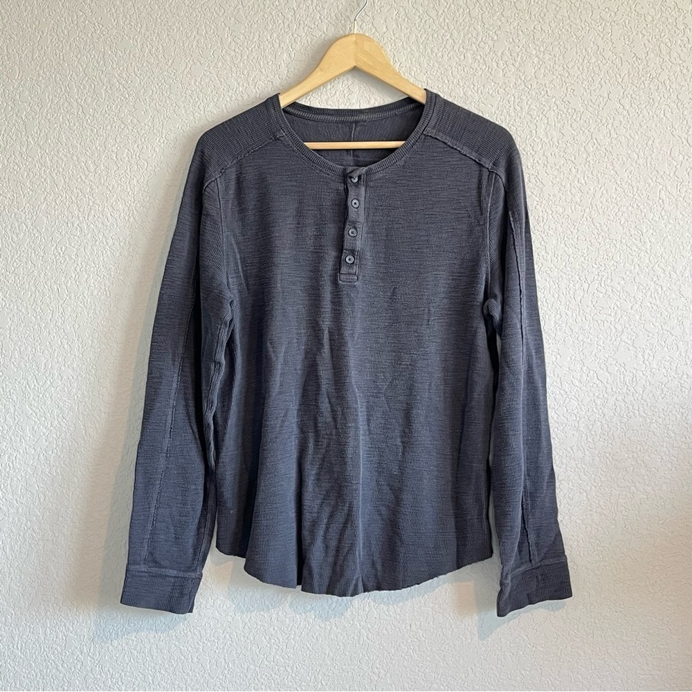 Vince Garment Dye Cotton Long-Sleeve Henley Size Medium